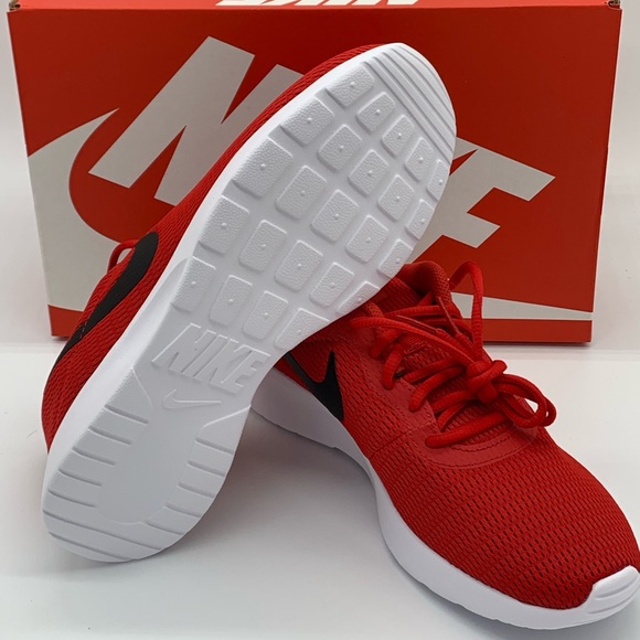 nike tanjun red mens